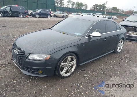 2010 Audi S4 3.0 Premium Plus из США, поврежденный, VIN WAUDGAFL4AA021804